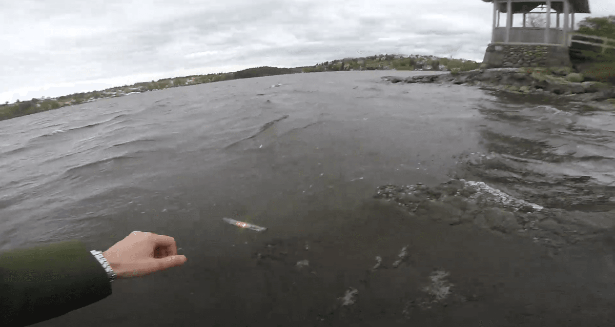 The emergency buoy flashing and floating in the water outside Lindholmen